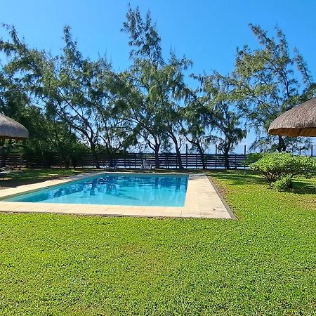Clair De Lune - Private 2 Bedrooms Beachfront Villa Trou d'Eau Douce Exteriér fotografie