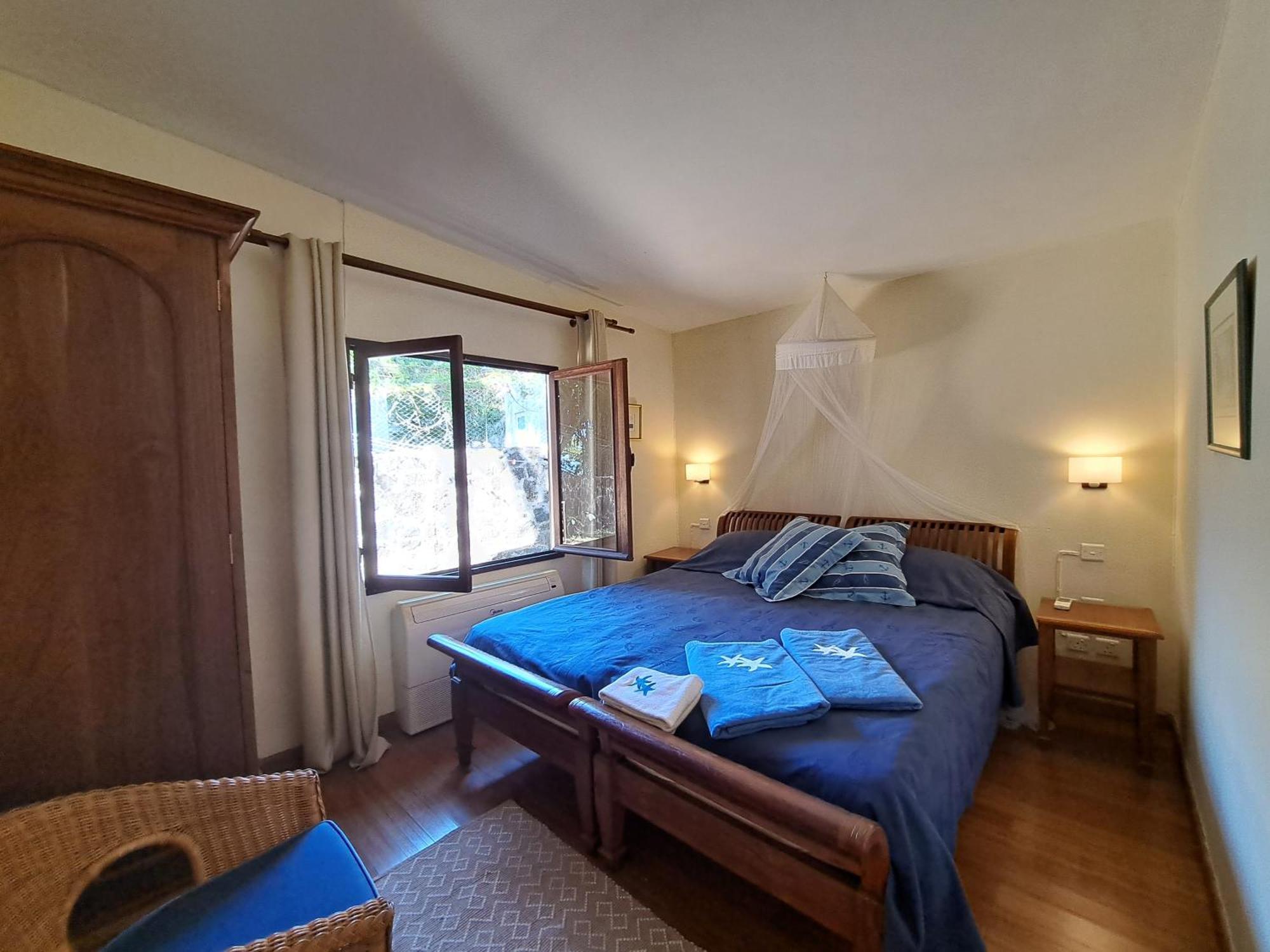 Clair De Lune - Private 2 Bedrooms Beachfront Villa Trou d'Eau Douce Exteriér fotografie