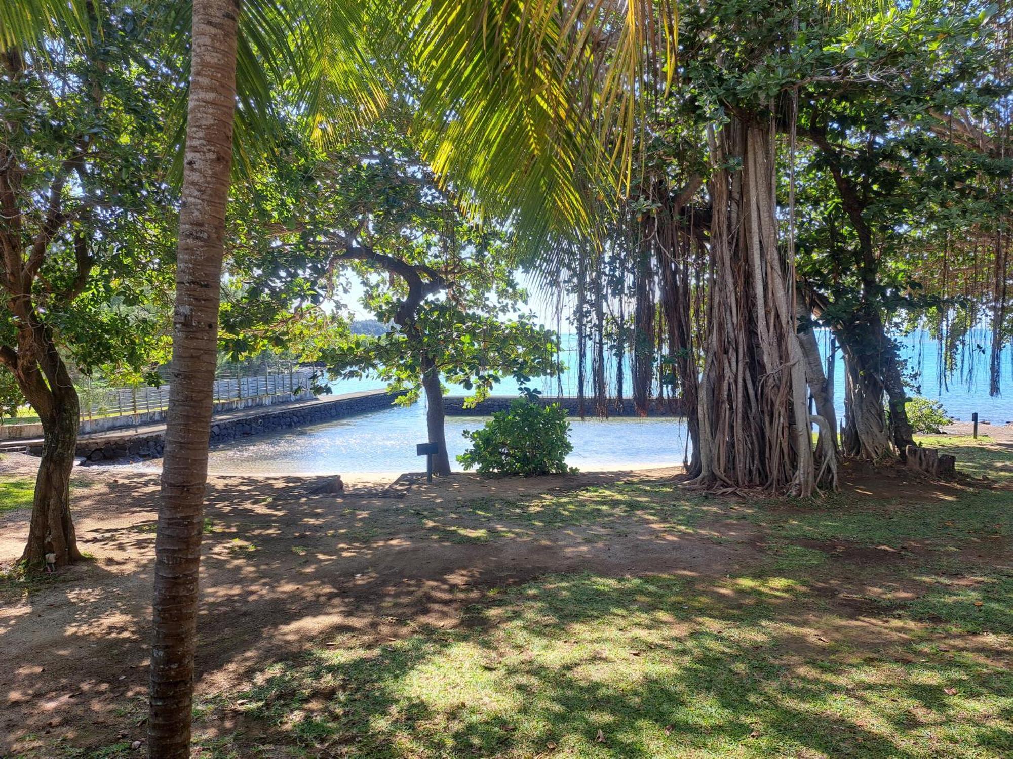 Clair De Lune - Private 2 Bedrooms Beachfront Villa Trou d'Eau Douce Exteriér fotografie